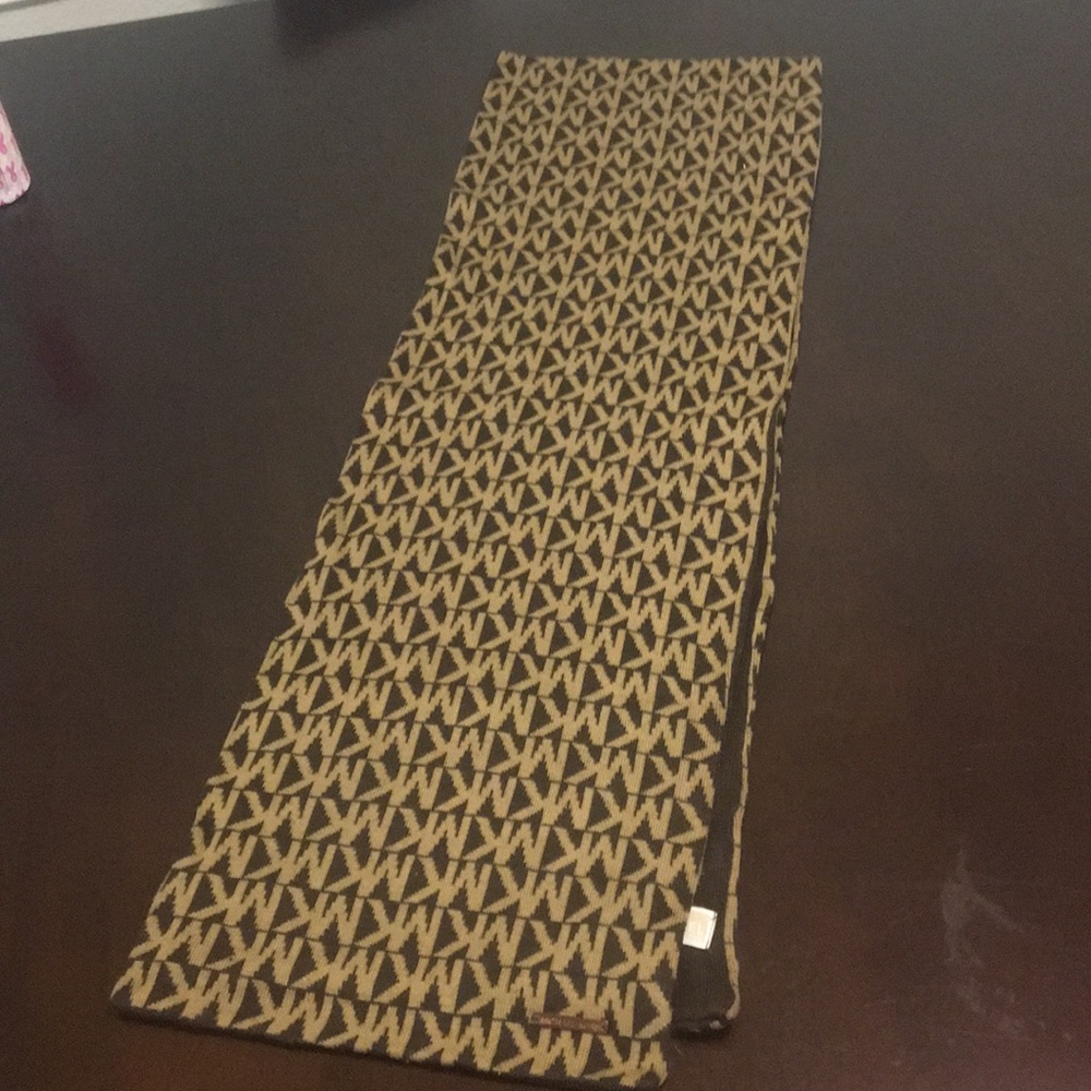 Michael Kors Scarf